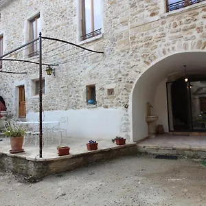 Grand Hébergement de vacances Salavas